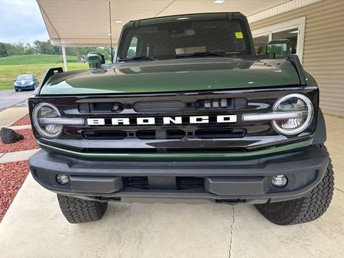 Used 2025 Ford Bronco Outer Banks w/ Sasquatch Package AWD/4WD image 10