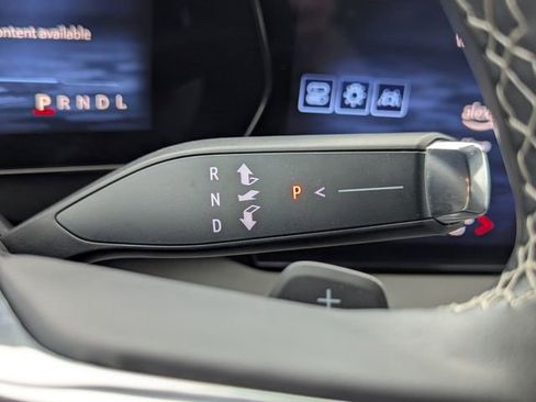 Certified 2024 Chevrolet Traverse LT image 13