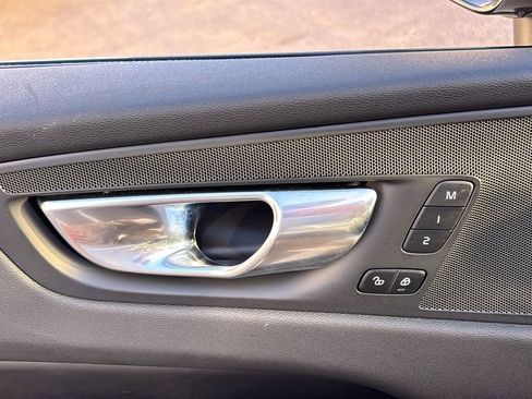 Certified 2025 Volvo XC60 B5 Plus AWD/4WD image 11