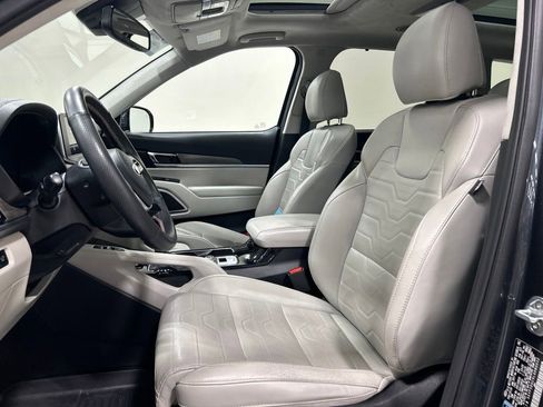 Used 2020 Kia Telluride SX w/ SX Prestige Package AWD/4WD image 11