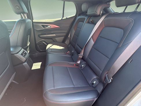 Used 2025 Chevrolet Equinox EV RS AWD/4WD image 33
