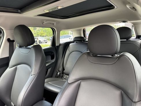 Used 2022 MINI Cooper Countryman S w/ Premium Package FWD image 41