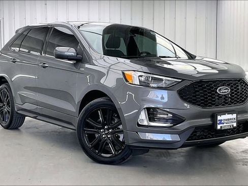 Used 2021 Ford Edge ST-Line w/ Class II Trailer Tow Package AWD/4WD image 35