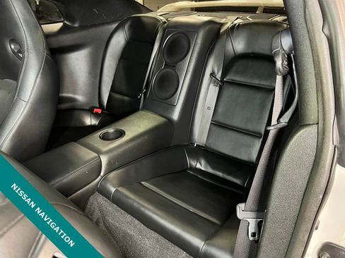Used 2017 Nissan GT-R Premium image 15