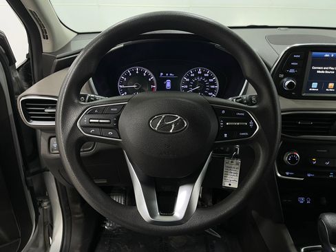 Used 2020 Hyundai Santa Fe SE image 20