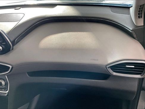Used 2020 Hyundai Santa Fe SEL AWD/4WD image 16