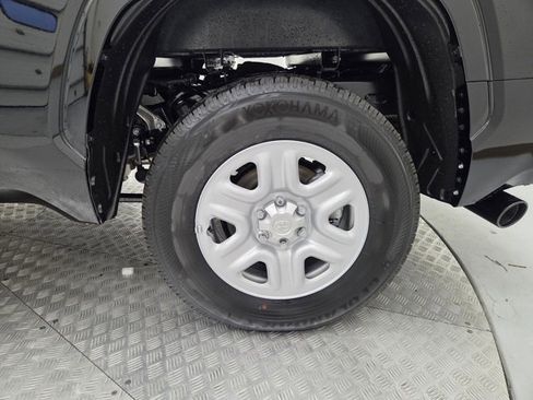 New 2026 Toyota Tundra SR image 20