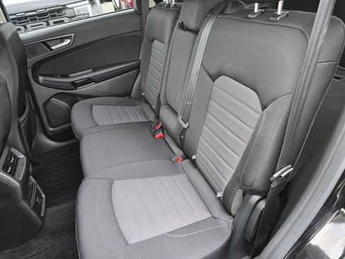 Used 2018 Ford Edge SE AWD/4WD image 13