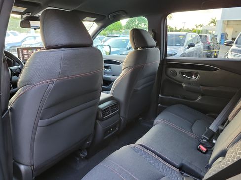 New 2026 Honda Pilot Sport image 10