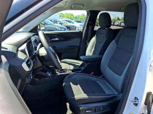 Certified 2023 Chevrolet TrailBlazer LT w/ Convenience Package AWD/4WD image 14