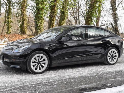 Used 2022 Tesla Model 3 Long Range image 2