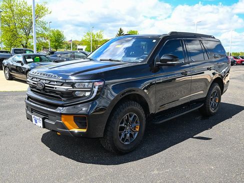 Used 2025 Ford Expedition Tremor AWD/4WD image 9