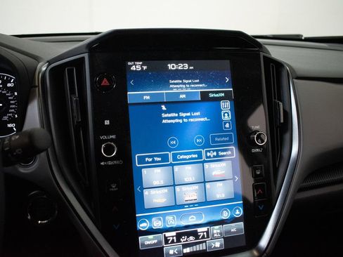 Used 2026 Subaru Crosstrek 2.5i Limited AWD/4WD image 14