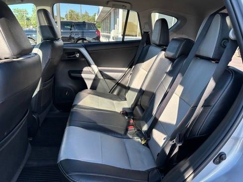 Used 2016 Toyota RAV4 XLE AWD/4WD image 16