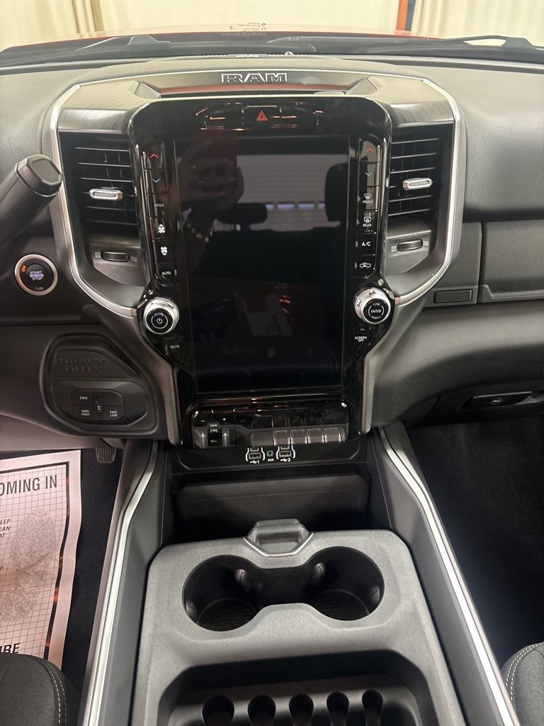 New 2026 RAM 2500 Big Horn AWD/4WD image 13