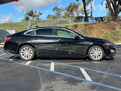 Used 2019 Chevrolet Malibu LT w/ Leather Package image 6