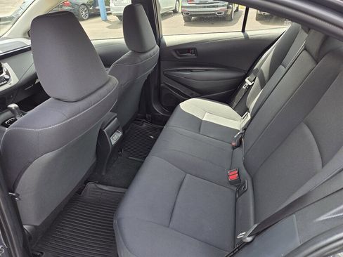 Used 2023 Toyota Corolla LE FWD image 11