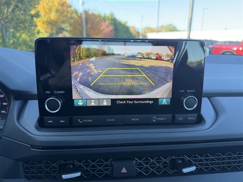 New 2025 Honda Accord SE image 28