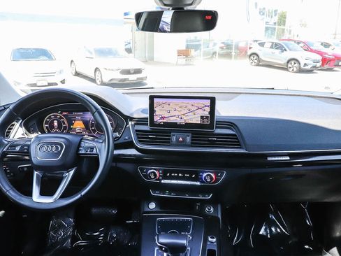 Used 2020 Audi Q5 e Premium w/ Convenience Package AWD/4WD image 18