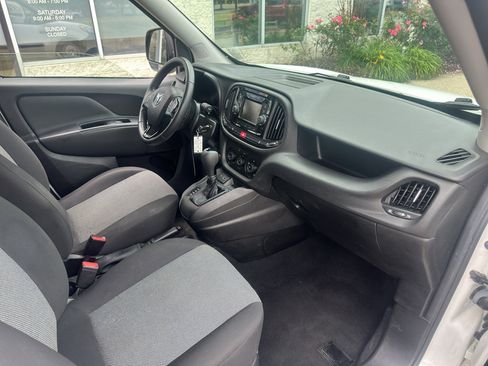 Used 2021 RAM ProMaster City Tradesman FWD image 11