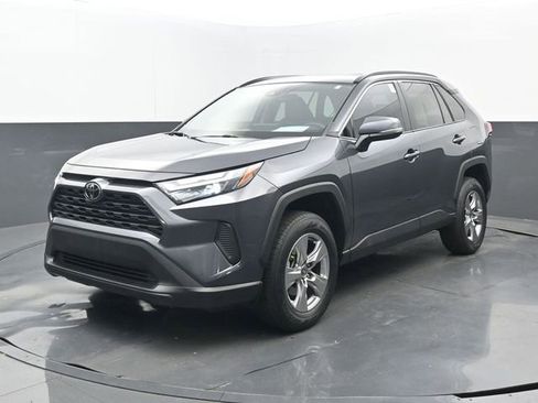 Used 2023 Toyota RAV4 XLE w/ Convenience Package FWD image 24