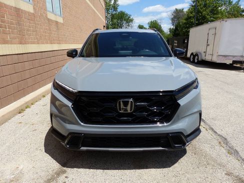 Used 2023 Honda CR-V Sport image 4
