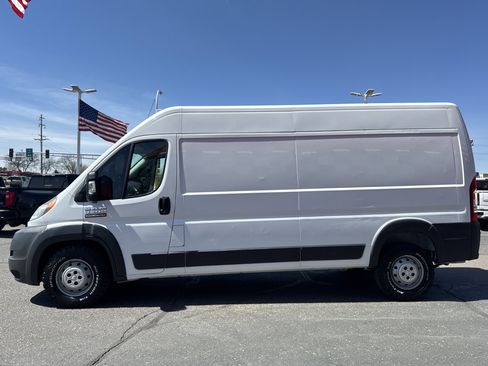 Used 2015 RAM ProMaster 3500 w/ Interior Convenience Group image 4