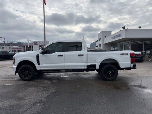 Used 2024 Ford F250 XL w/ STX Appearance Package image 4