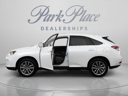 Used 2015 Lexus RX 350 FWD image 2