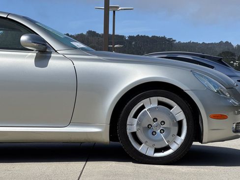 Used 2003 Lexus SC 430 Convertible RWD image 22