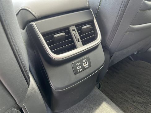 Used 2023 Subaru Outback Onyx Edition AWD/4WD image 32