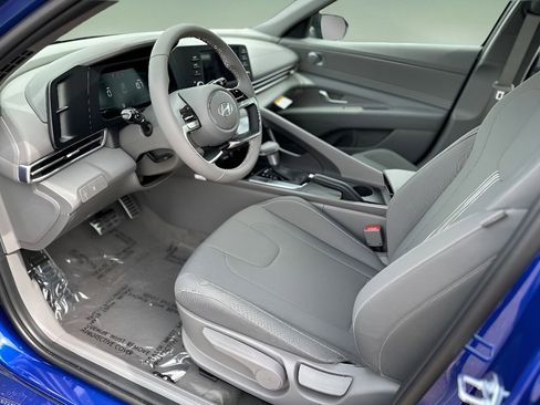 New 2025 Hyundai Elantra Sport image 19