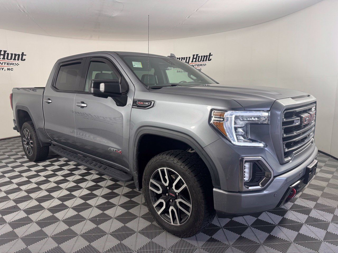 Used 2021 GMC Sierra 1500 AT4 w/ AT4 Premium Package AWD/4WD image 6