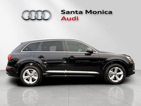 Used 2025 Audi Q7 3.0T Premium w/ Convenience Package image 8