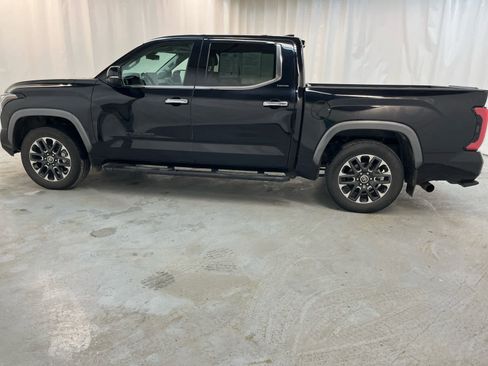Used 2023 Toyota Tundra Limited image 2