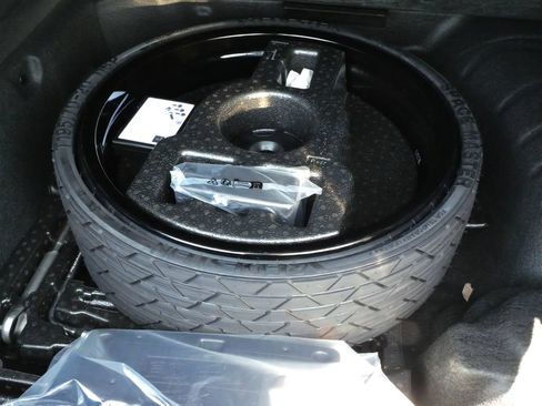 Used 2025 Mercedes-Benz GLE 53 AMG 4MATIC Coupe image 34