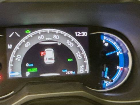 Used 2024 Toyota RAV4 LE image 12