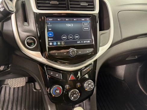 Used 2019 Chevrolet Sonic Premier w/ Driver Confidence Package FWD image 17