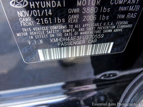 Used 2015 Hyundai Elantra Limited FWD image 35