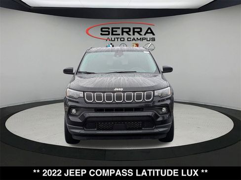 Used 2022 Jeep Compass Latitude image 17