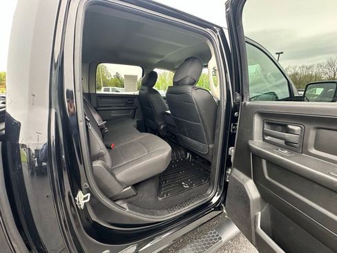 Used 2019 RAM 1500 Express w/ Wheel & Sound Group AWD/4WD image 14