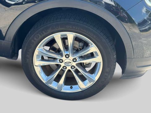 Used 2018 Ford Explorer XLT w/ Equipment Group 202A AWD/4WD image 7