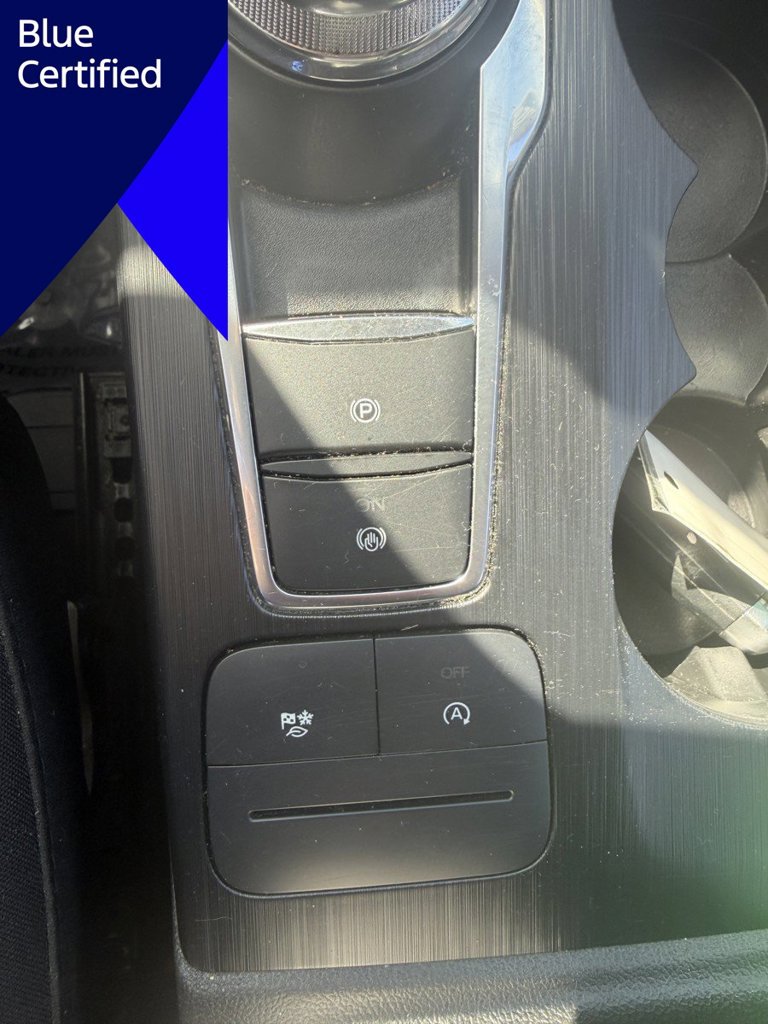 Certified 2025 Ford Escape Active AWD/4WD image 21