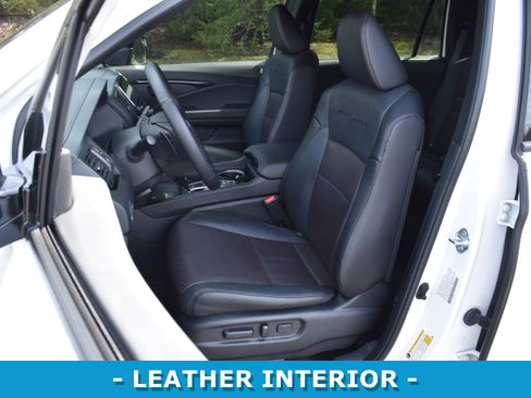 Used 2024 Honda Passport Black Edition image 8