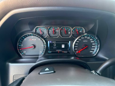 Used 2018 Chevrolet Silverado 2500 LTZ w/ Vortec Plus Package AWD/4WD image 23