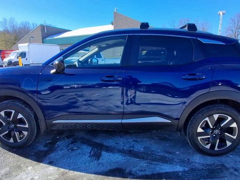 Used 2026 Nissan Kicks SV w/ Cold Weather Package image 5