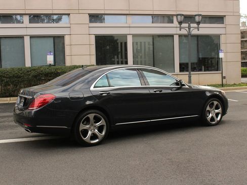 Used 2015 Mercedes-Benz S 550 Sedan image 7