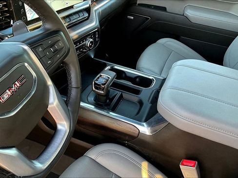 Used 2024 GMC Sierra 1500 SLT w/ SLT Premium Package image 25