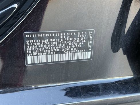 Certified 2024 Volkswagen Jetta SE w/ Panoramic Sunroof Package image 29