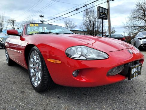 Used 2000 Jaguar XK8 Convertible image 13
